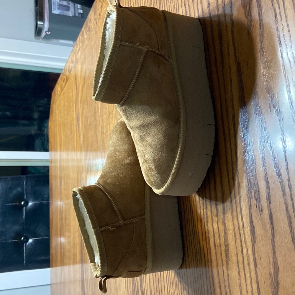 Platformed slippers